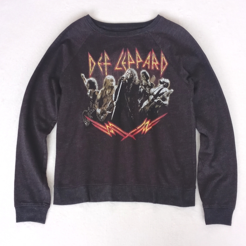 Def Leppard Band Brown Long Sleeve Concert Sweatshirt Women’s Top XS - Picture 7 of 8